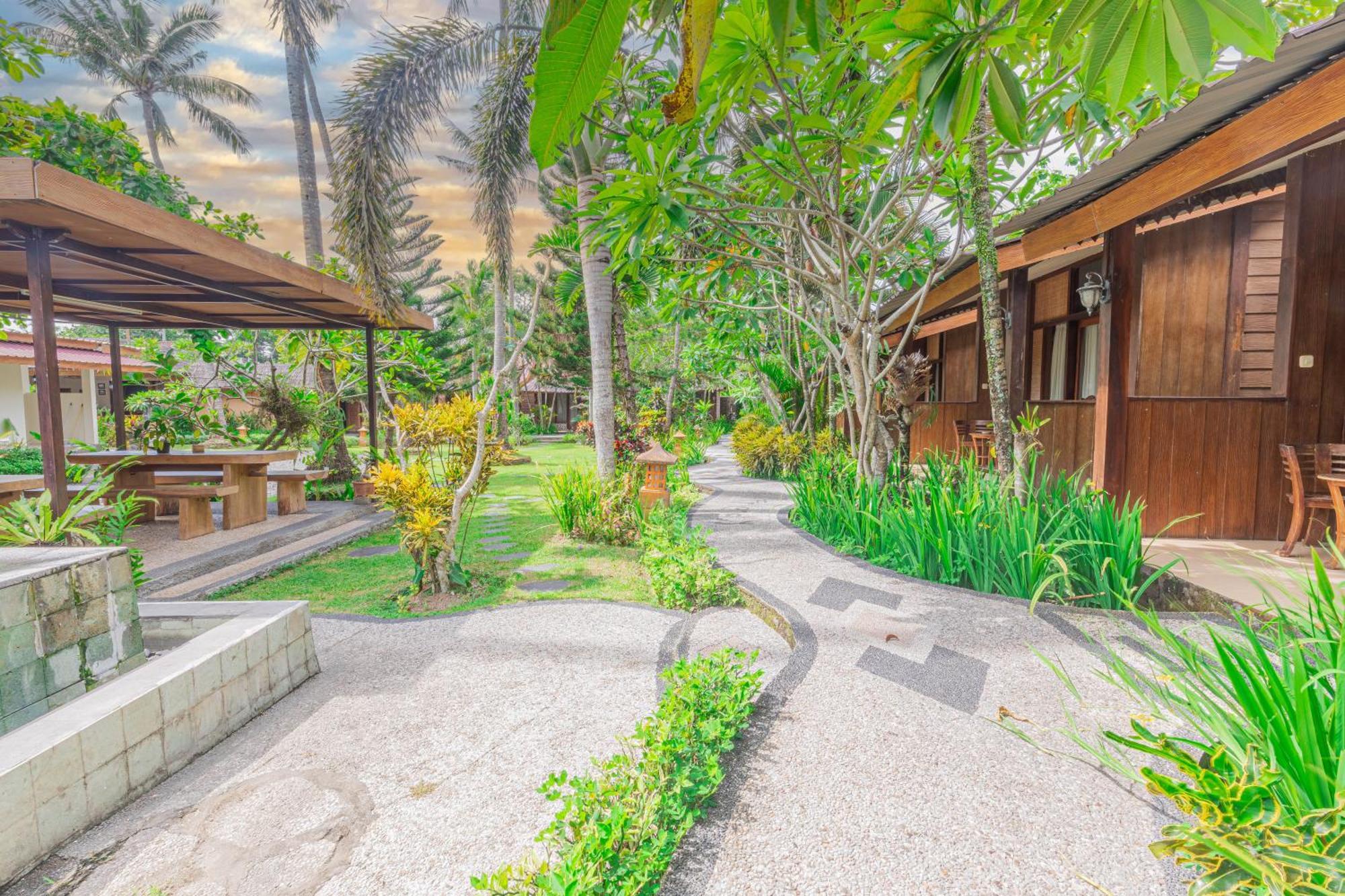 Green Asri Hotel سينغيغي المظهر الخارجي الصورة